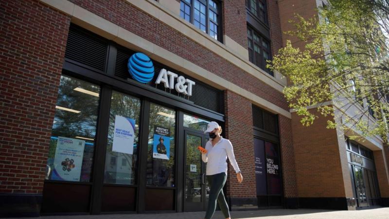 AT&T store, Washington D.C., May 5, 2021